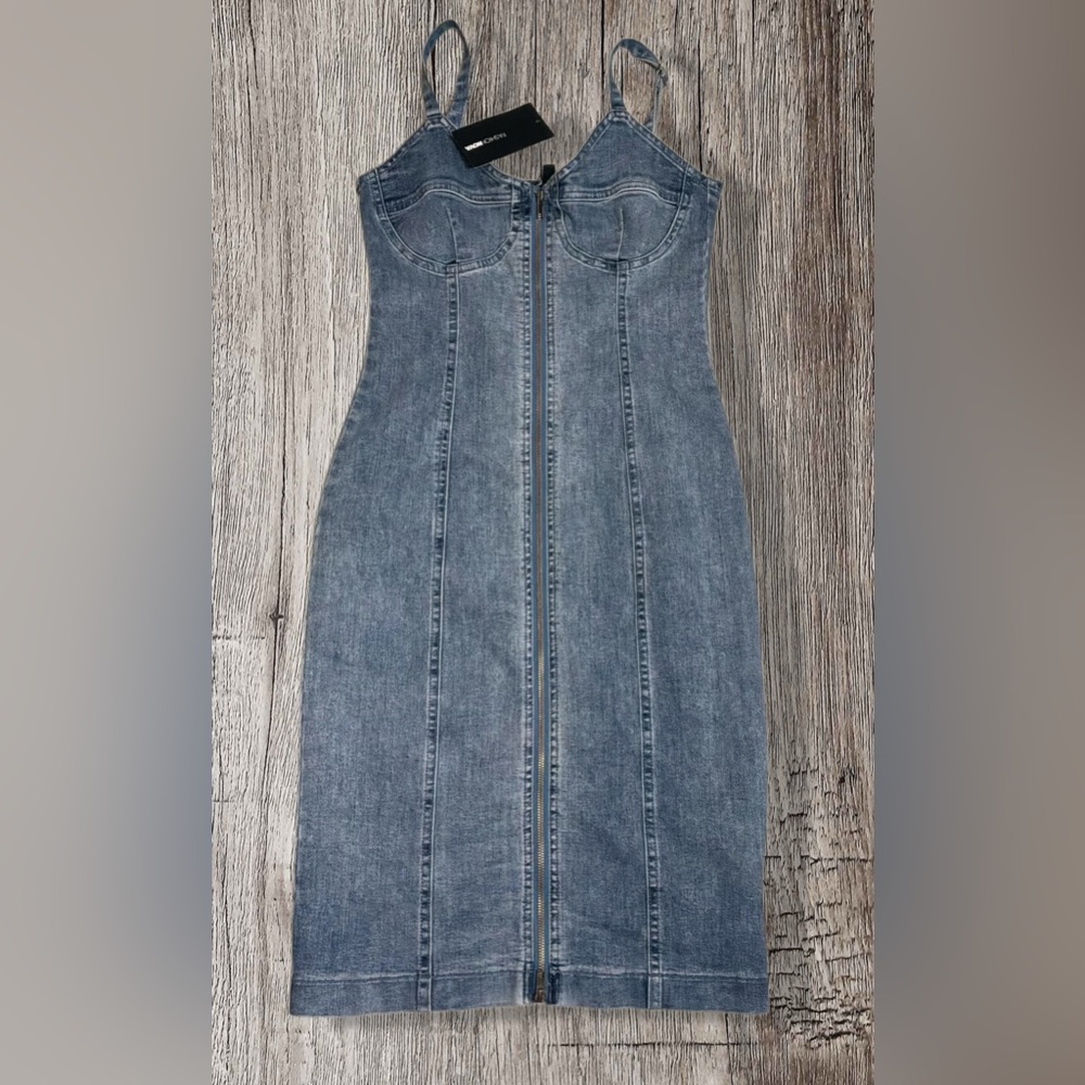 Fashion Nova NWT Blue Denim Body-con Dress Front Zipper Women’s S Spring 90s
